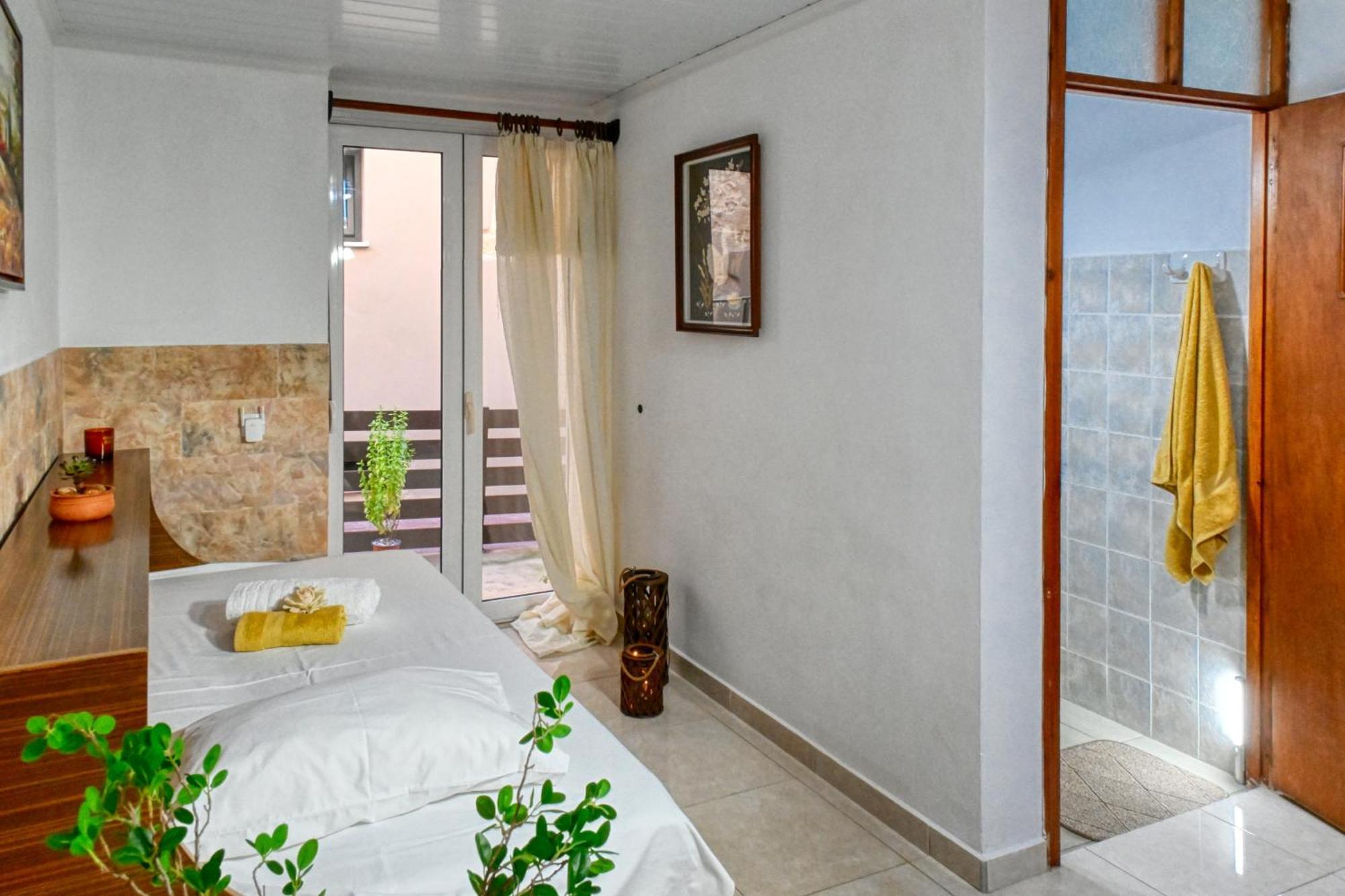 Kiki'S House Near Falassarna And Balos Platanos  Экстерьер фото